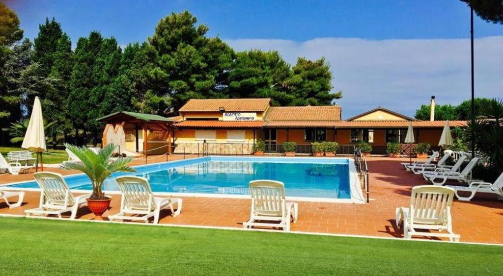 Ranieli Apartments Drapia Екстериор снимка